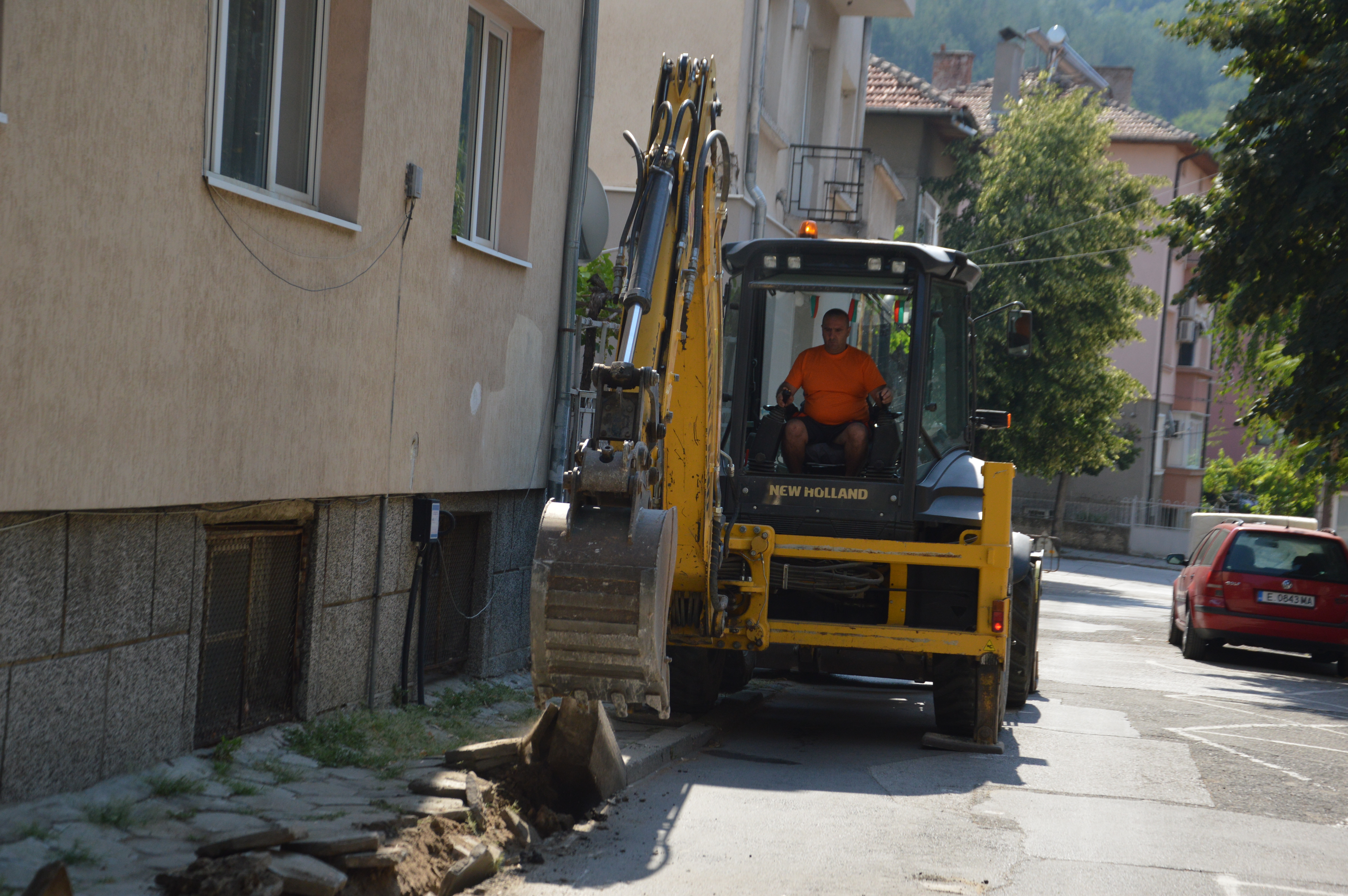 Започва реконструкция на ВиК и благоустрояване на ул. „Иларион Макариополски“ в Благоевград
